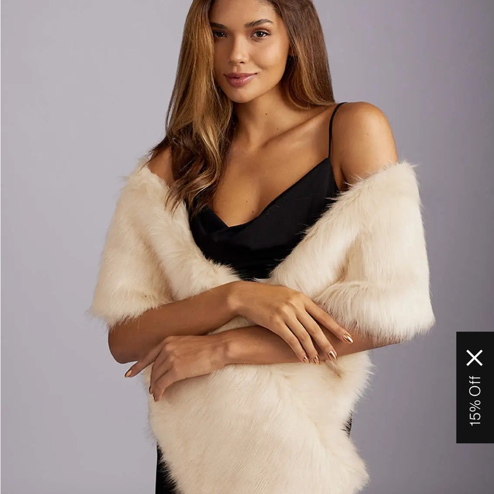 Azazie FAUX FUR SCARF STOLES WRAPS Beige Size S